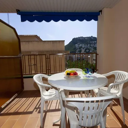 Apartment Comfortable And Spacious In