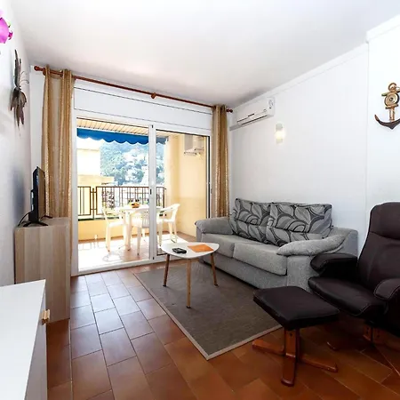 Comfortable And Spacious In * Roses