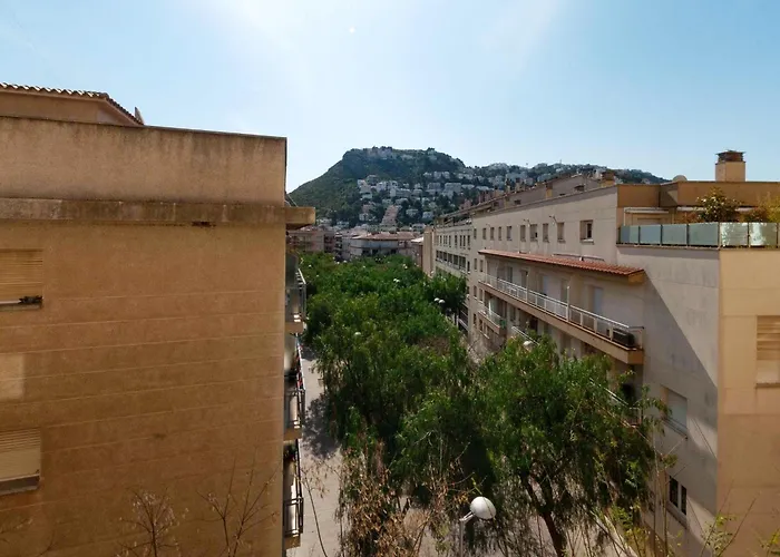 Comfortable And Spacious In