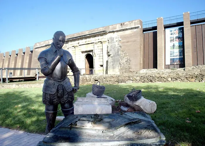 Comfortable And Spacious In Appartamento *